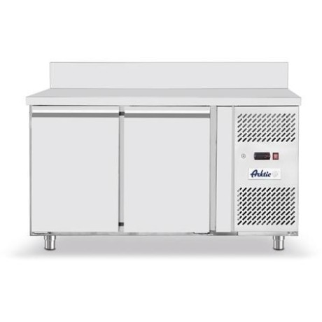 Mrazicí stůl dvoudveřový s bočními jednotkami, Arktic, Profi Line, GN 1/1, 280L, 230V/600W, 1360x700x(H)910mm
