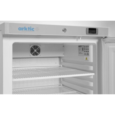 Chladnička Budget Line v bílém lakovaném ocelovém krytu, Arktic, Budget Line, Bílá, 230V/124W, 598x623x(H)838mm