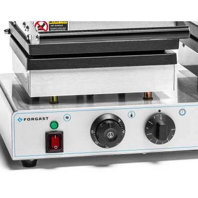 Elektrický vaflovač 4x3 dvojitý, 8 vaflí, 3.5 kW, 230 V | FORGAST FG09726